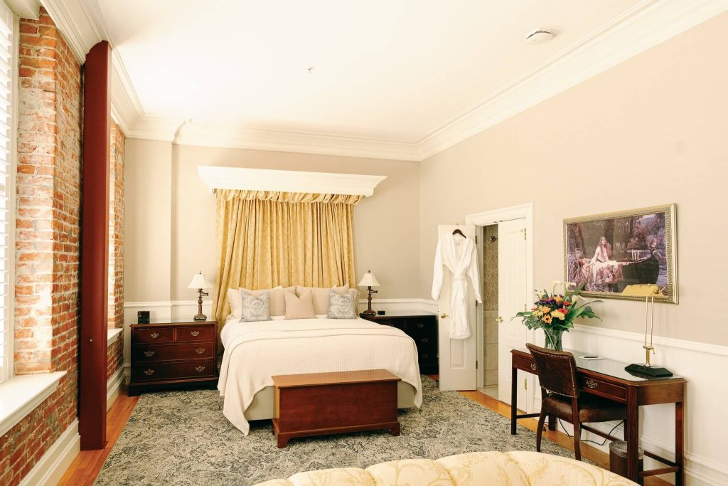 inn-historic2